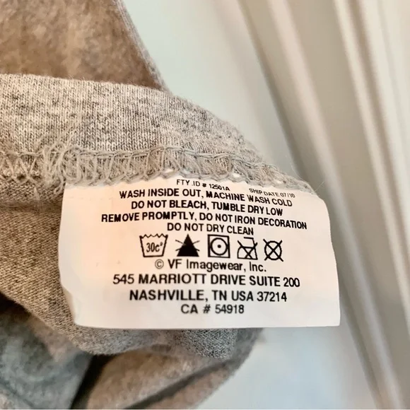 San Francisco Giants 2010 World Series Champions Graphic Tee T-Shirt - Picture 5 of 5